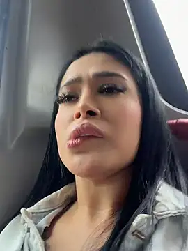 Sara_fun live