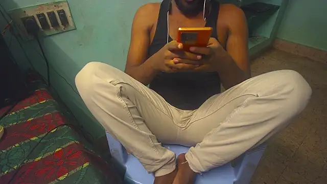 tamil_kdd - Tamil_KDD's free webcam - UK Sex Cams