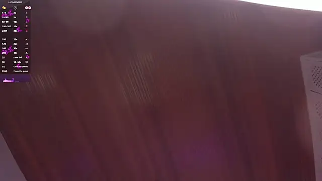 elodie_walker webcam