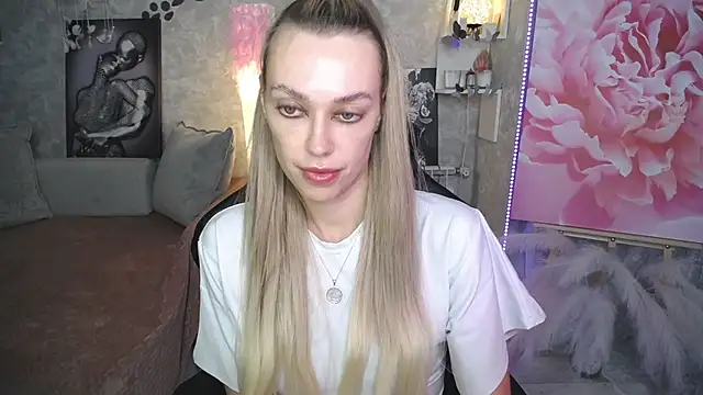 NickyAdamidi webcam