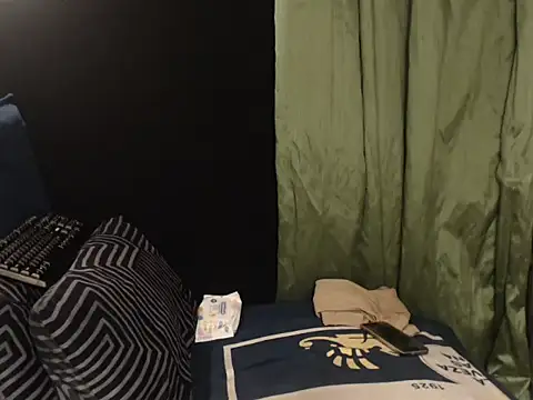 DarkDoll124 live cam