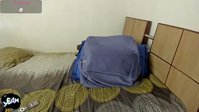 ella_harry webcam