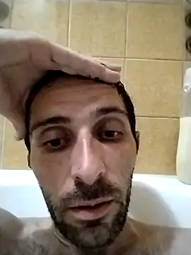 adrieric87 live cam on StripChat