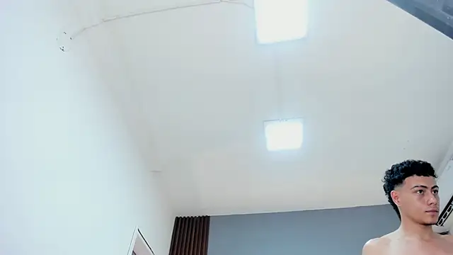Lois_stone webcam