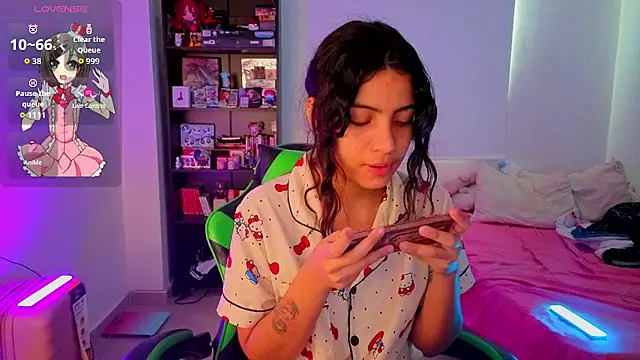 Lovelyamyy webcam