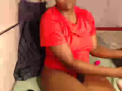 TaniaBae03 webcam