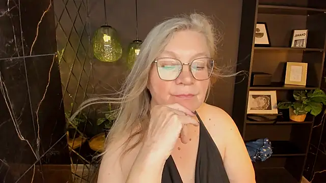 NataliMellow webcam