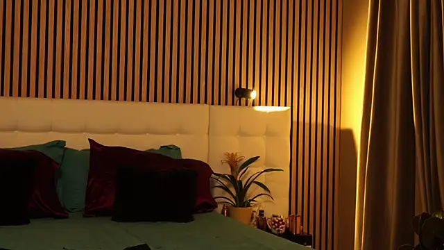 zoeylarkens webcam
