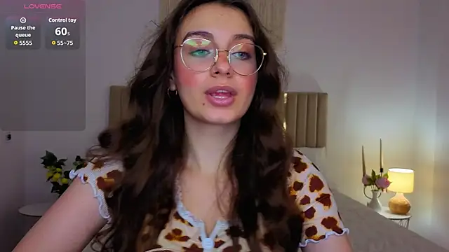 Real_cutie1 webcam