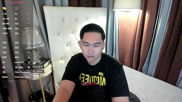 davincihugecock live cam