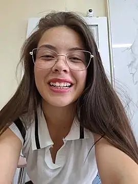 emmasweet_val - Emmasweet_Val's free webcam - UK Sex Cams