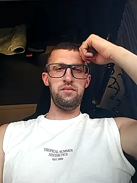 troublemaker888 - Troublemaker888's free webcam - UK Sex Cams