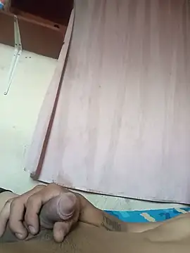yimm_007 webcam