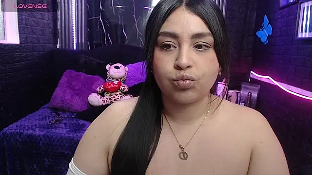 lehia_285 - Lehia_285's free webcam - UK Sex Cams