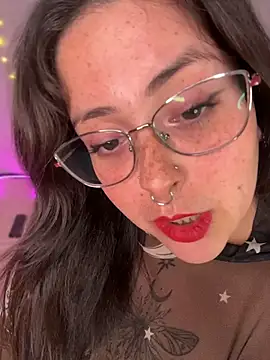 Mizztikaa live cam
