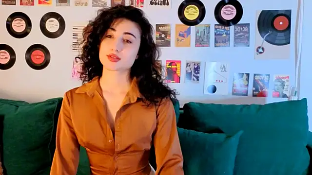 Maya_Rogerss webcam