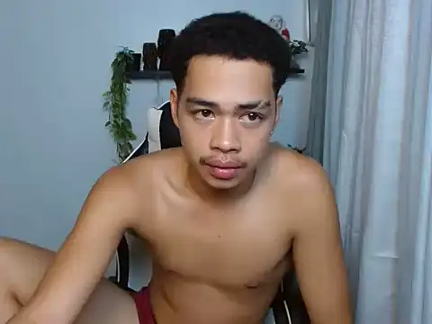 curlyasian_njxx webcam