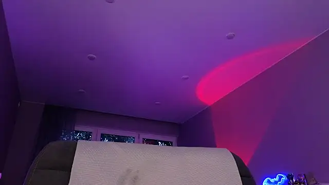 RebeccaAster webcam