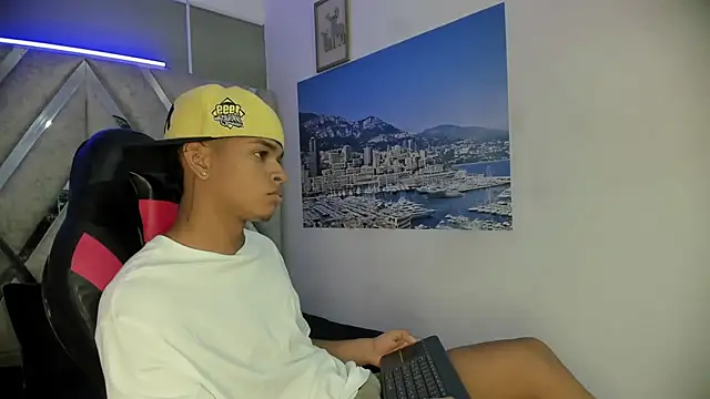 nova_mitchell7 webcam
