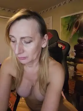 hotlana69 (F milf) - Pussy fingering 💦 Last Tipper 2 Videos