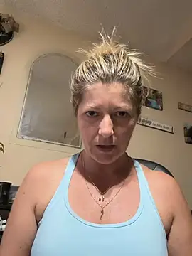 NikkiBlisss webcam