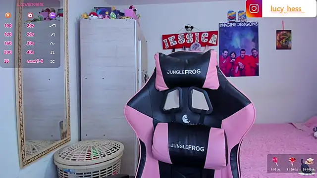 Lucyy-hess webcam