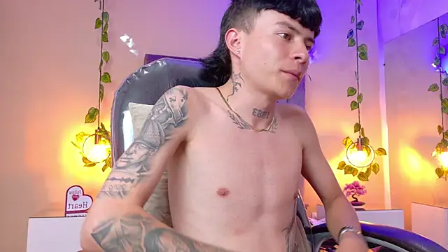 Nascary_Fox webcam