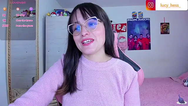 Lucyy-hess webcam