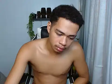 curlyasian_njxx - Curlyasian_njxx's free webcam - UK Sex Cams