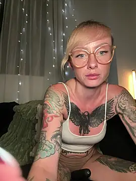 haileyhope_ 🚔 live chat