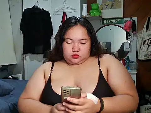 LianaCruzado webcam