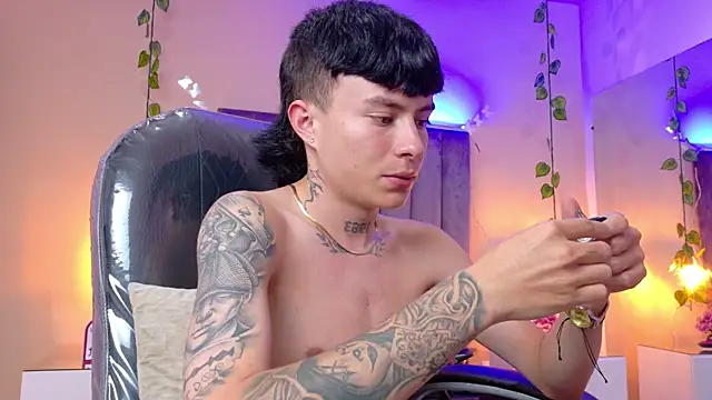 Nascary_Fox webcam