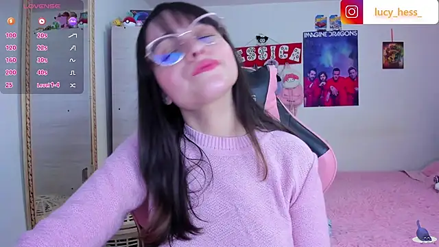 Lucyy-hess webcam