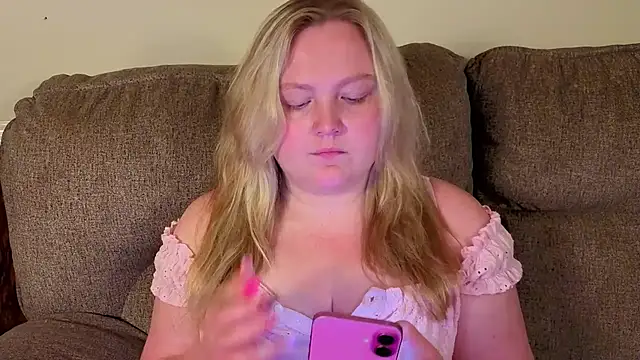 PhatAssBlond
