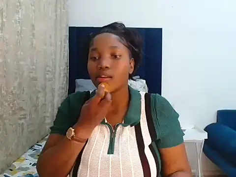 EbonyBabe020 webcam