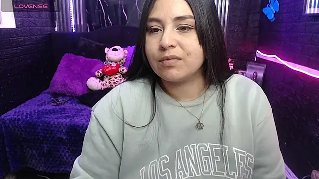 lehia_285 - Lehia_285's free webcam - UK Sex Cams
