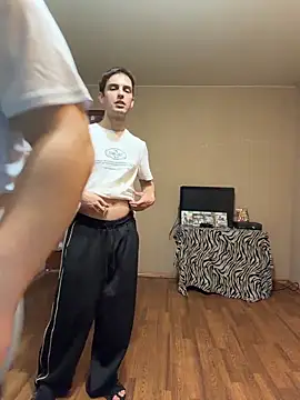 desiredude9 webcam