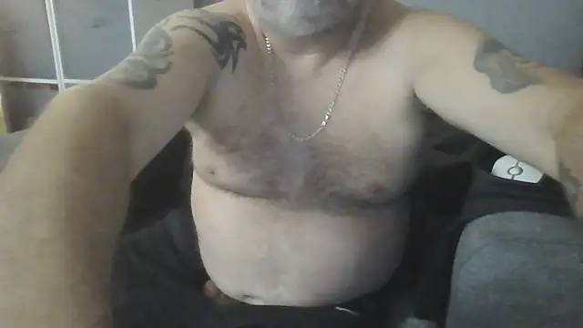 Naturistmale45 webcam