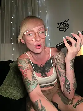 haileyhope_ webcam