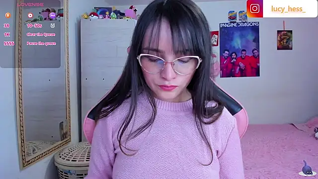 Lucyy-hess webcam
