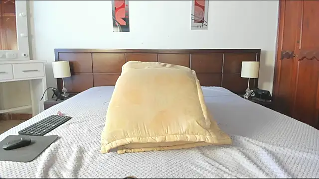 MiaMarin_hot live sex cam