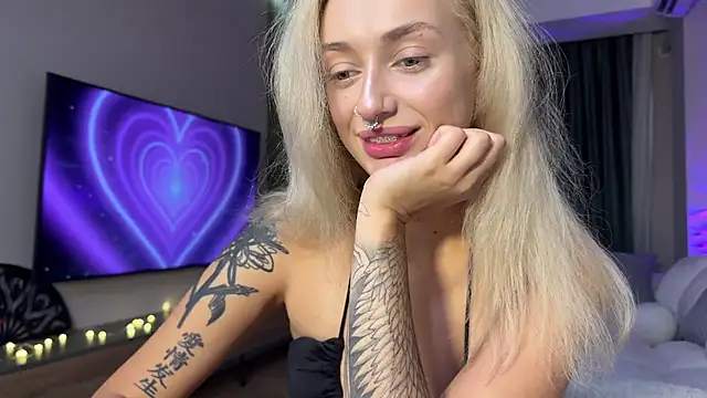 _Kiss_me_hard_ webcam