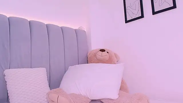 DannaHyde webcam