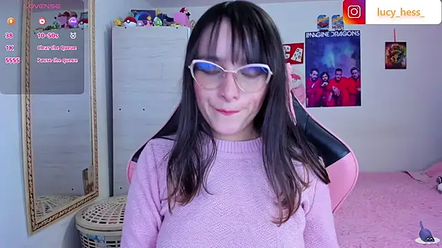 Lucyy-hess webcam