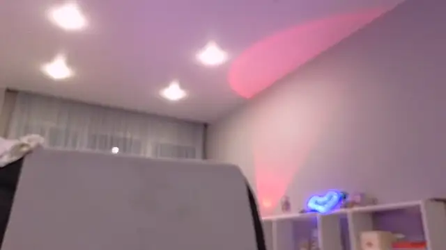 RebeccaAster webcam