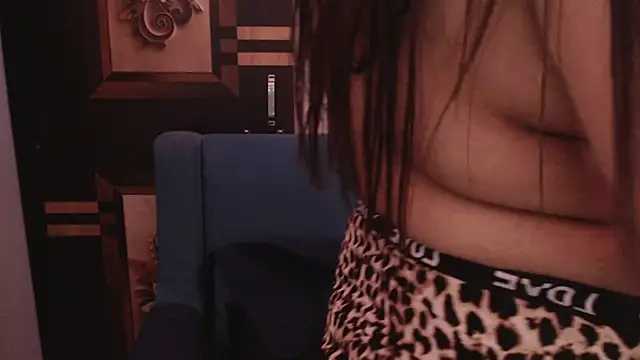 Hell_queen786 live sex cam