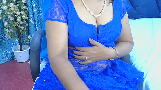 Mallu_Manisha webcam