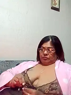mileesha - Mileesha's free webcam - UK Sex Cams