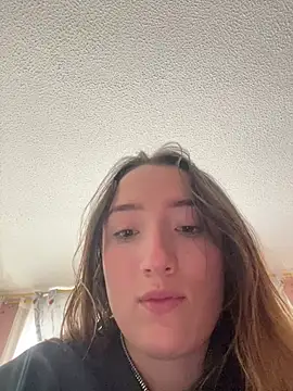 Valery_Salmons webcam
