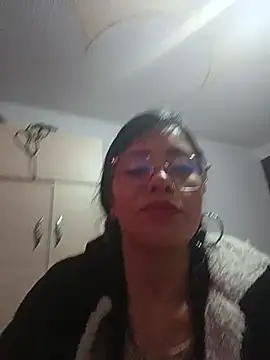 milly_hotty webcam